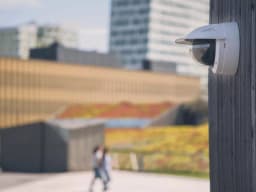 AXIS P3818-PVE from AXIS COMMUNICATIONS - Panoramic Camera in park